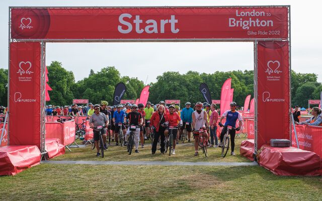 London to Brighton Bike Ride Start Line