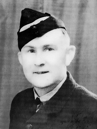 Leonard Zingelmann in uniform